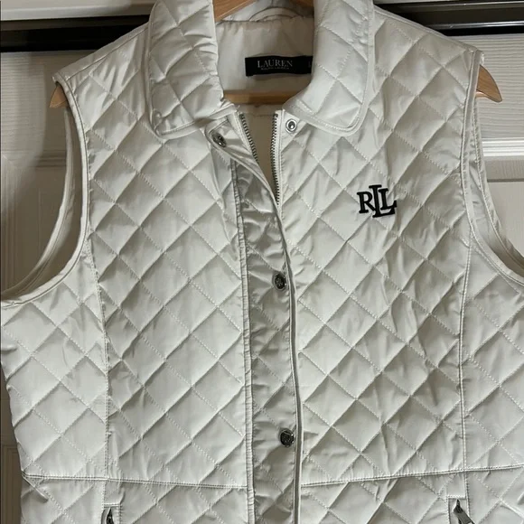 Ralph Lauren NWT Women's Cream Large Quilted Vest - Picture 2 of 8
